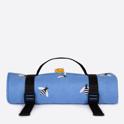 Anorak Buzzy Bee Picnic Blanket (Blue)