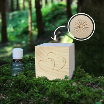 Ensemble de cubes coeur en pin pierre | Cubes de pin cembro avec motif et structure dégoulinante + huile de pin cembro BIO (10 ml) 3