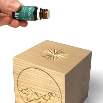 Ensemble de cubes en pin des montagnes | Cubes de pin cembro avec motif et structure dégoulinante + huile de pin cembro BIO (10 ml) 2