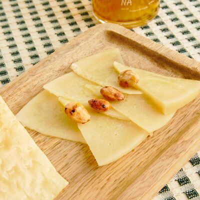 FORMAGGIO A LATTE DI PECORA CRUDO ARTIGIANALE STAGIONATO