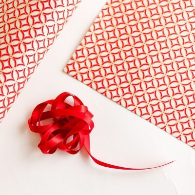 GEO RED AND GOLD GIFT WRAP