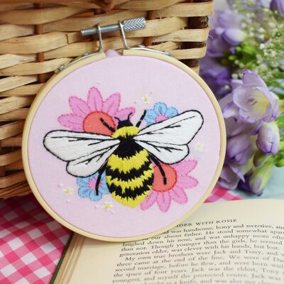 Midsummer Bee Mini 4-Zoll-Stickset