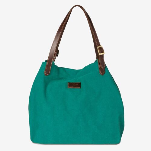 Miss Evergreen shopper, petrol