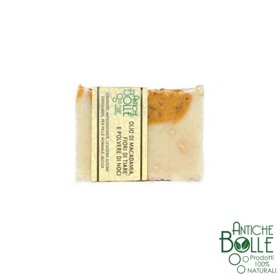 Sapone olio di macadamia, fiori di tiarè e polvere di noci