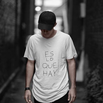 Camiseta Recta  ES LO QUE HAY Negro