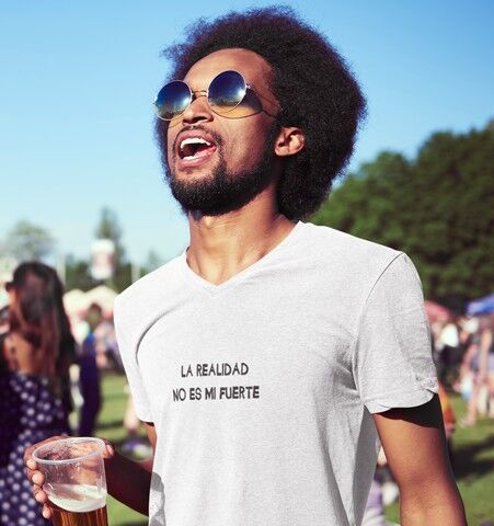Camiseta Recta  La realidad no es mi fuerte