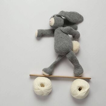 Mabel Lapin Crochet Kit 2