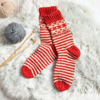 Kit de tricot de chaussettes Fair Isle rayées 3