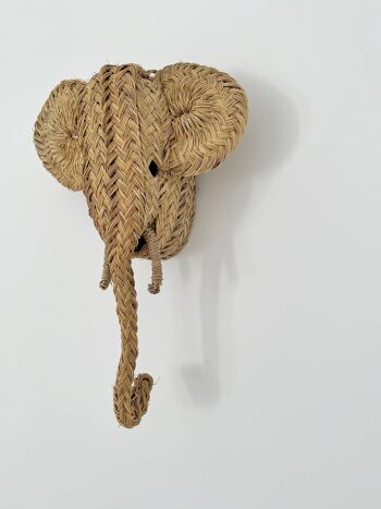 Masque d'éléphant en osier décor rotin tissé à la main du Maroc 2