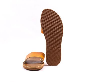 Sandale en cuir orange 2