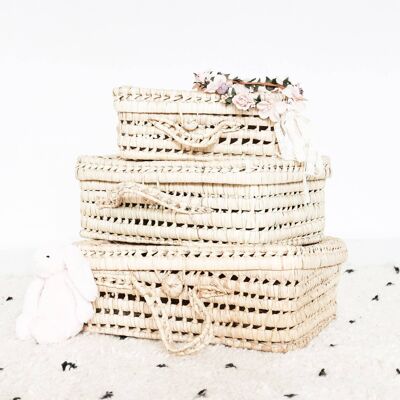 Wicker suitcases, storage, natural materials boho & Chic