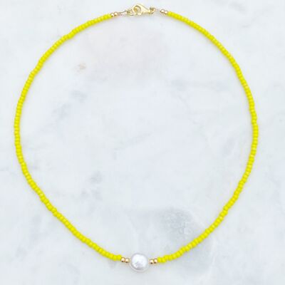 Colourful Freshwater Pearl Beaded 16€ Choker Necklace - Yellow