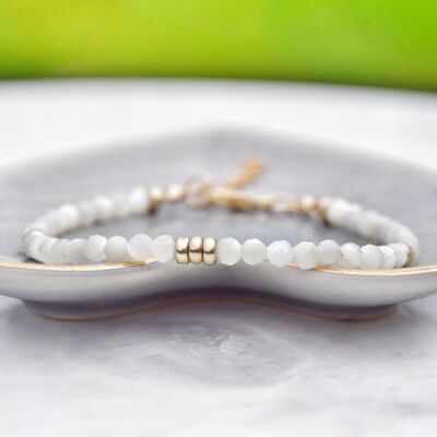 Mother of Pearl and 14k Gold Filled Dainty Bracelet
