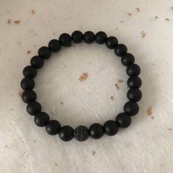 Bracelet de perles pavées de CZ noir noir mat 1