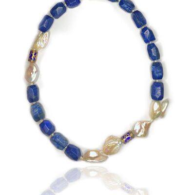 Glamorous Lapis Lazuli necklace