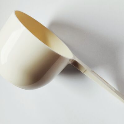 Plastic Scoop | Lytical