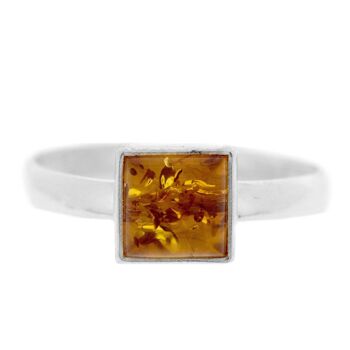 Petite bague carrée en ambre cognac en taille N avec boîte de présentation 1