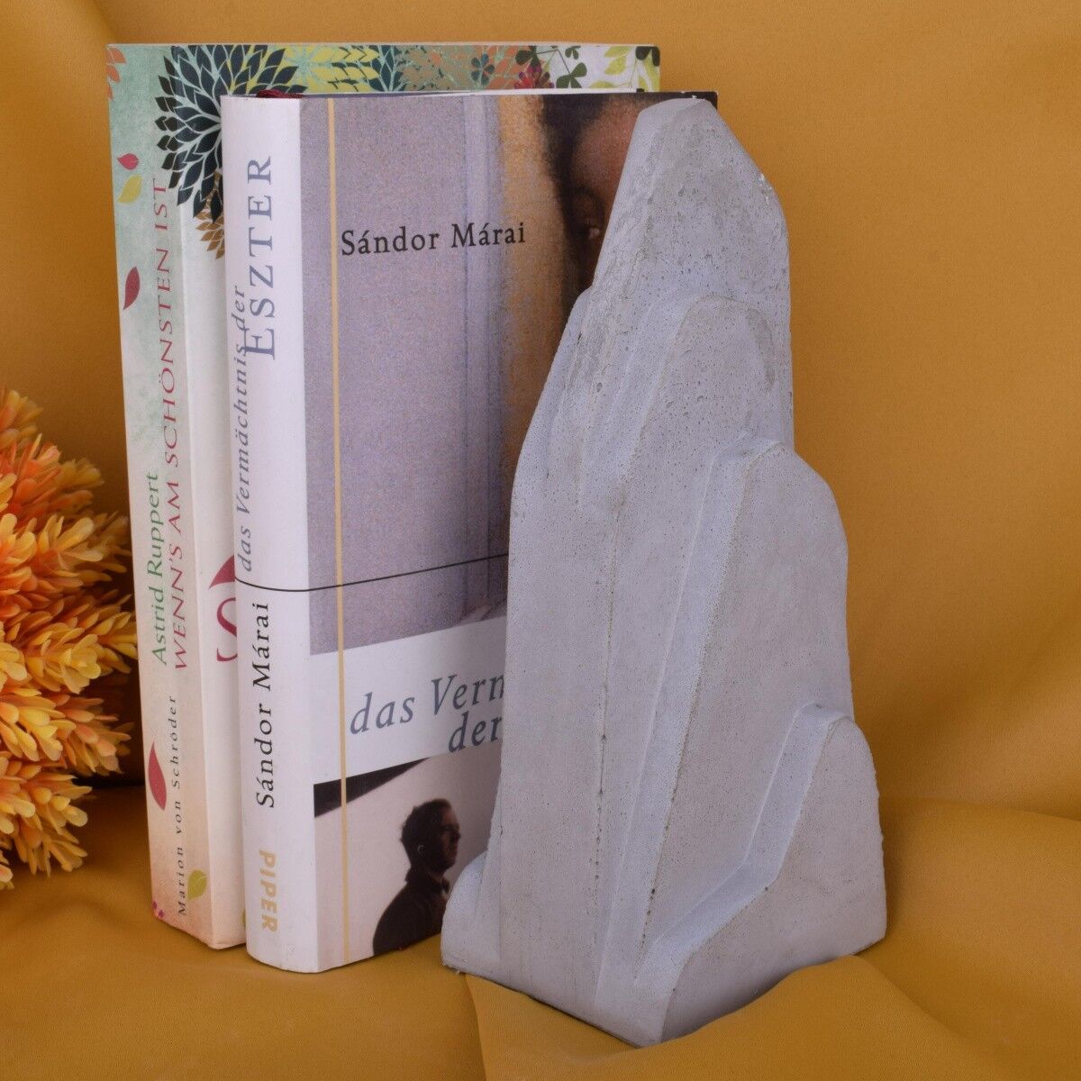 Buchstütze "Vienna" Design aus Beton Deko Bücher Regal