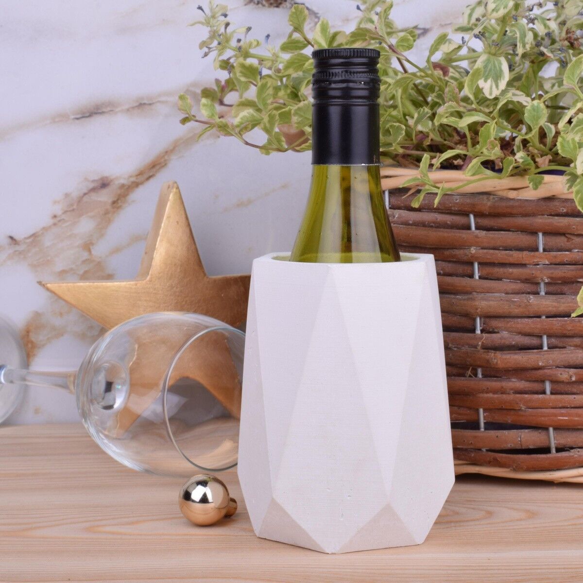 Vaso "Moni" design bianco decoro soggiorno unico