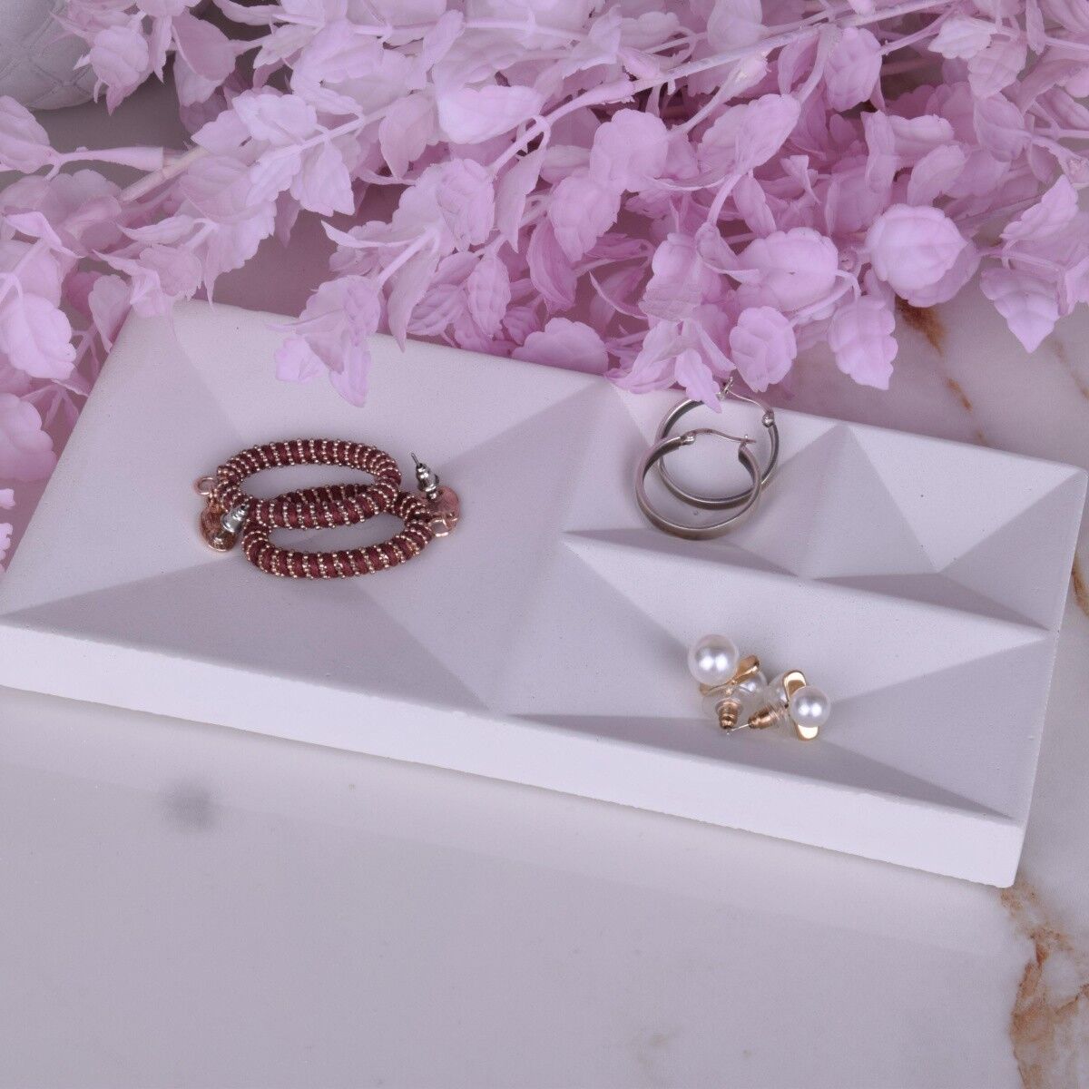 Vassoio portagioielli Vassoio portagioielli design bianco "Lisa".