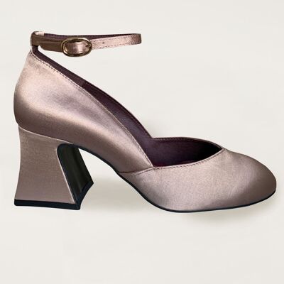 The D'Orsey Pumps Arcilla