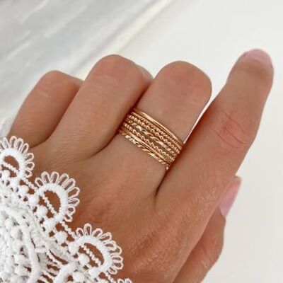 Zoe ring