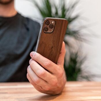 WoodCover iPhone 12 - Noyer - iPhone 12 Pro 2