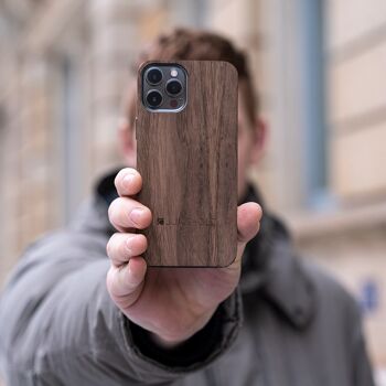 WoodCover iPhone 12 - noyer - iPhone 12 Max 1