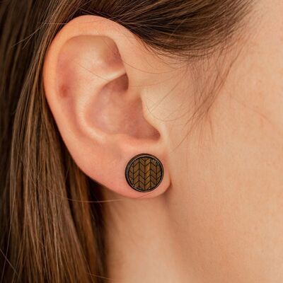 Wooden earrings with herringbone setting - walnut bronze