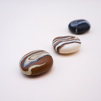 Large Pebble Soap with Marbel Effect Design