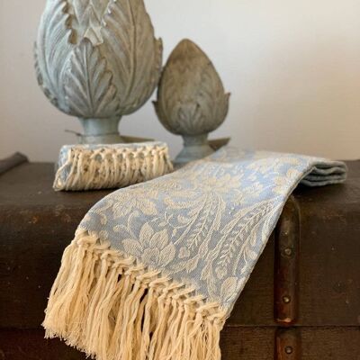 Women's bath towel of Busatti cups in linen-cotton with fringe