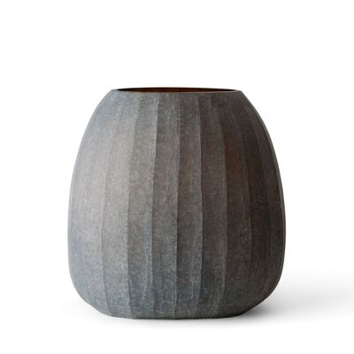 Organic vase, smoke 34 x 33 cm
