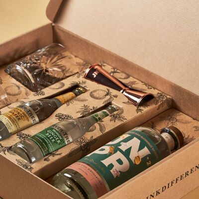 PREMIUM-GESCHENKBOX | COCKTAIL-ZUBEREITUNG MIT JNPR N°2 | 0.0 % Alkohol und zuckerfreie Spirituosen