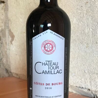 Côtes de Bourg, expresión de los dominios corporativos, Château Tour Carmillac, Añada 2016