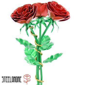 1 - Bouquet de roses en acier rouge vert avec chaîne décorative - sans 2