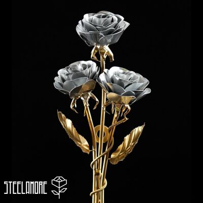 1 - Two-tone steel rose bouquet with wall hanging - in color gold - silver-chrome