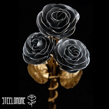 1 - Bouquet de roses en acier bicolore avec tenture murale - en couleur or - argent-chrome 2