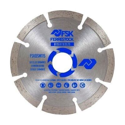 Segmented cutting diamond blade