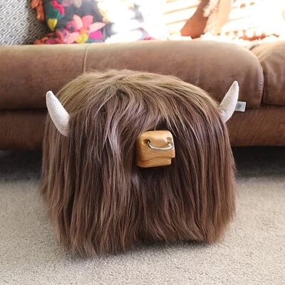 Highland Bull Fußhocker - ASCHE + Nasenring