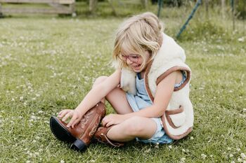 Cardigan enfant laine mérinos marron à capuche - fermeture éclair 2