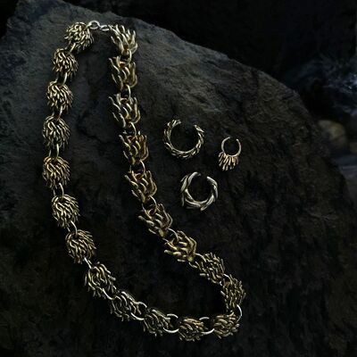 Floating Physalia Necklace - Brass (gold-plated)