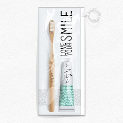 Ohlalá Travel Kit - Cepillo de dientes + pasta de dientes 15 ml Menta Fresca