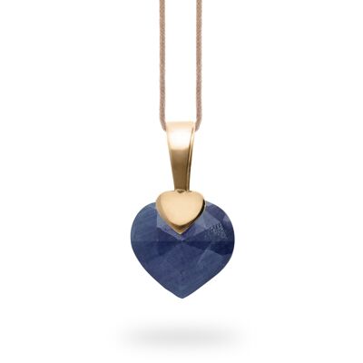Precious heart pendant with blue sapphire