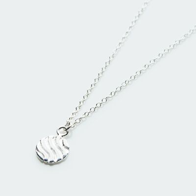 Little Dunes pendant necklace silver