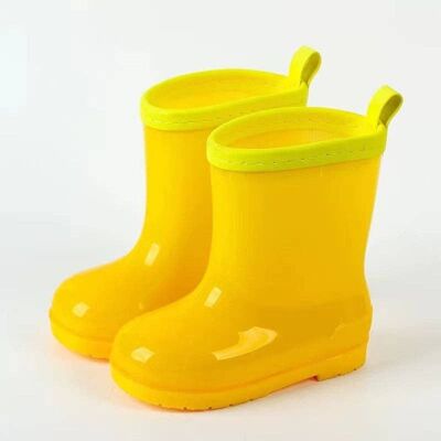 Botas de goma amarillas