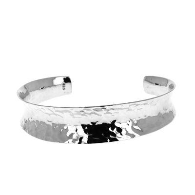 Curved small width hammered silver bracelet