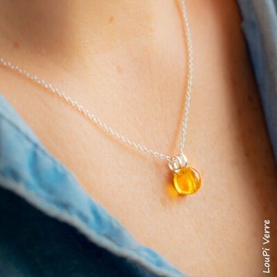Amber pearl necklace
