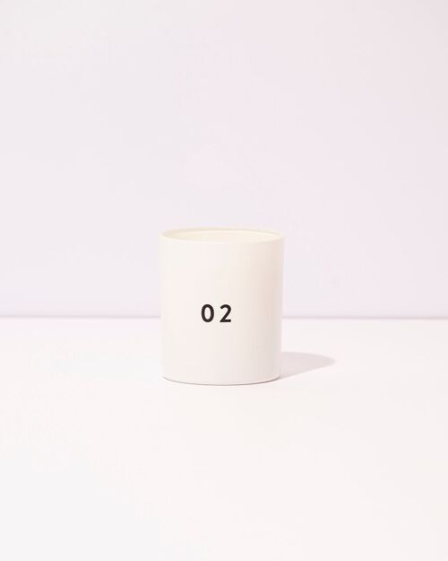 RHIZOME 02 SCENTED CANDLE