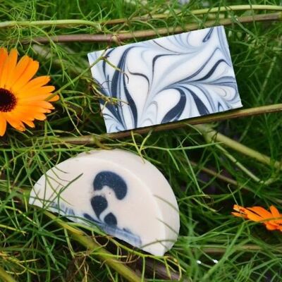 Mare's milk soap - Black and White - 100 g Border