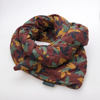 Red duck down scarf